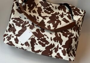 Cartera Dakota